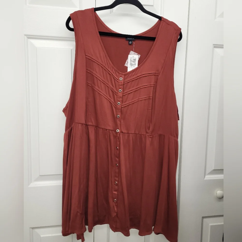 TORRID Sleeveless Pintuck Faux Button-Front Tunic Top - 5X - Picture 2 of 7